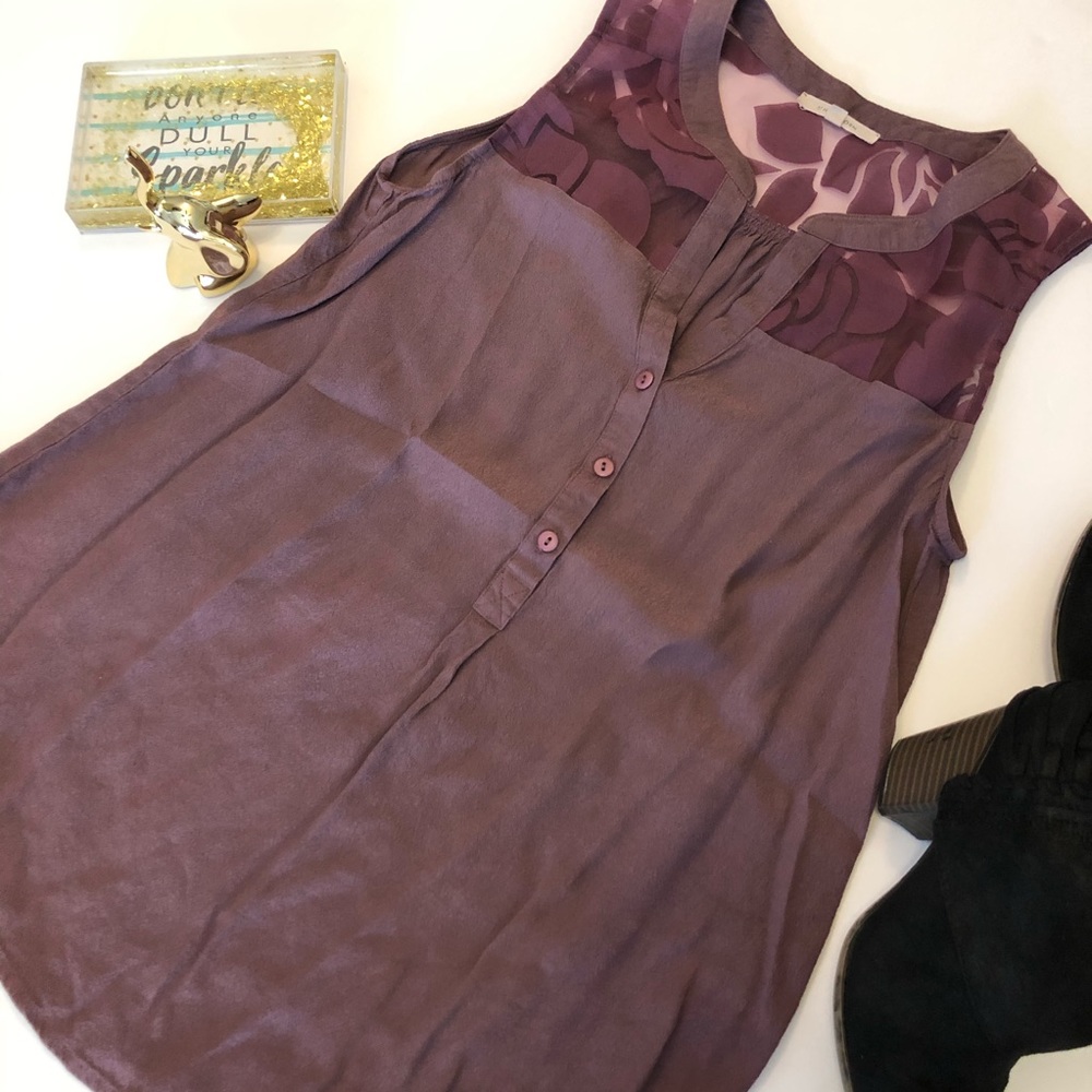 41 Hawthorn top with sheer detail at shoulders